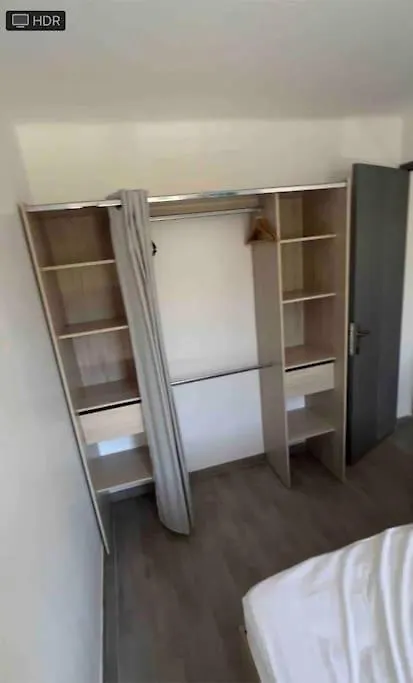 Superbe T3 Climatise Avec Balcon Parking Public Gratuit Daire Marsilya