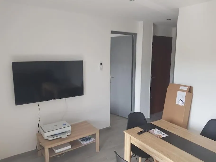 Superbe T3 Climatise Avec Balcon Parking Public Gratuit Daire Marsilya 0*,  Fransa